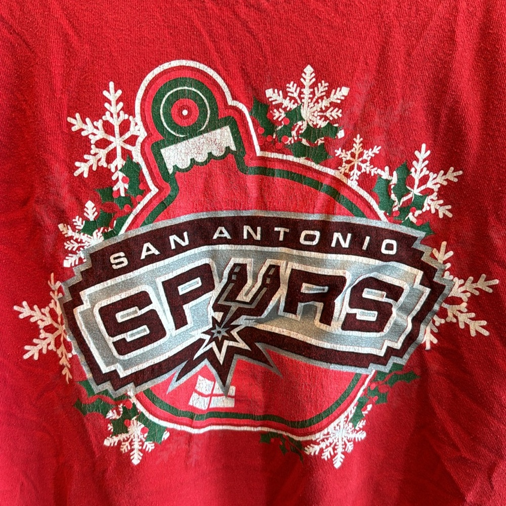 Vintage Spurs Christmas TShirt - Picture 2 of 7